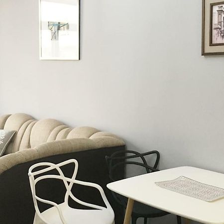 Sunny Apartment Ortachala Tiflis Exterior foto
